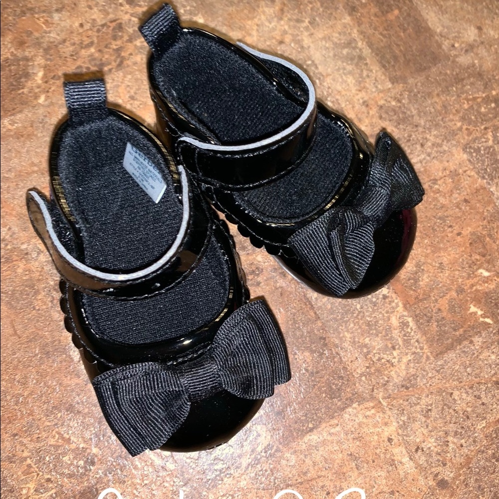 Baby girl dress shoes 0-3m